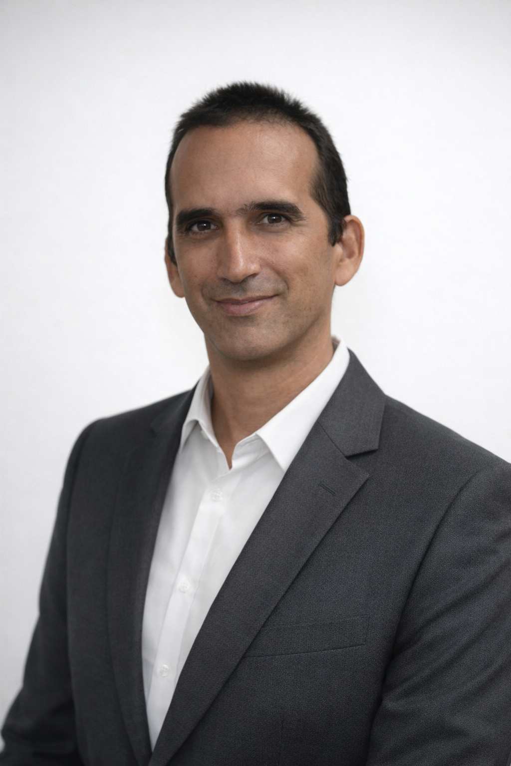 Yanier Núñez Figueredo, PhD